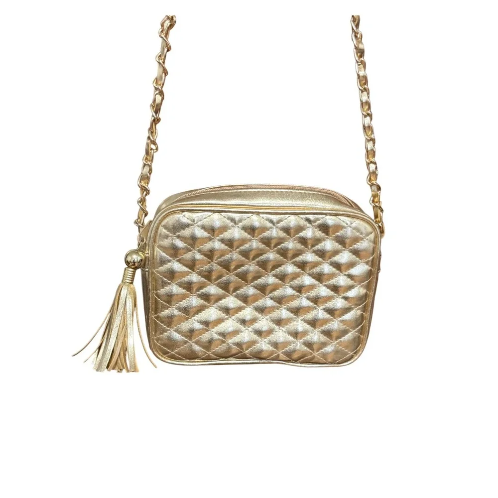Chateau Crossbody Bag‎ Quilted Tassel Chain Strap Camera Bag Gold Excellent